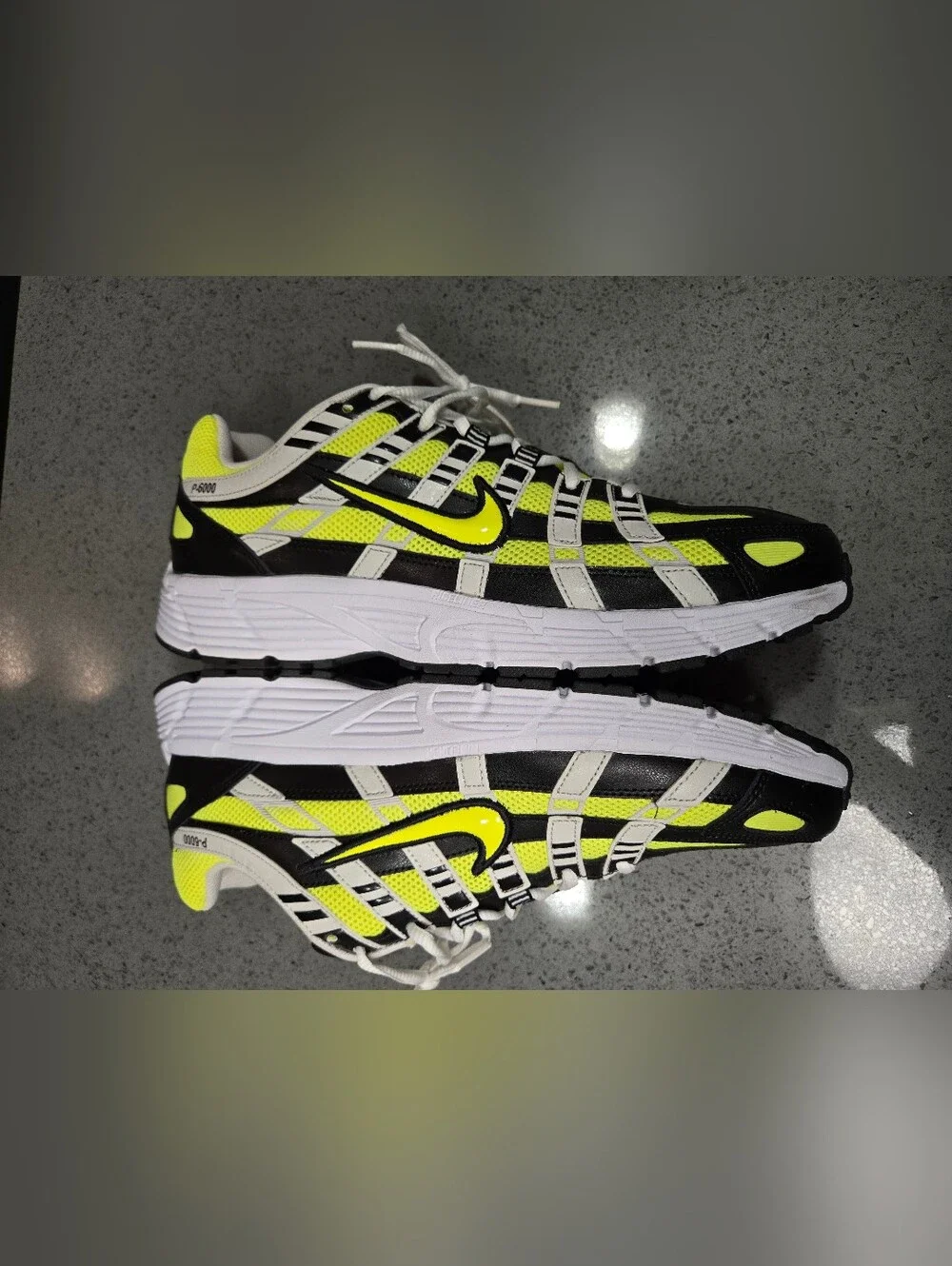 Nike Men’s Lemon Venom Rare Athletic Shoes - Neon Yellow / Black / White New